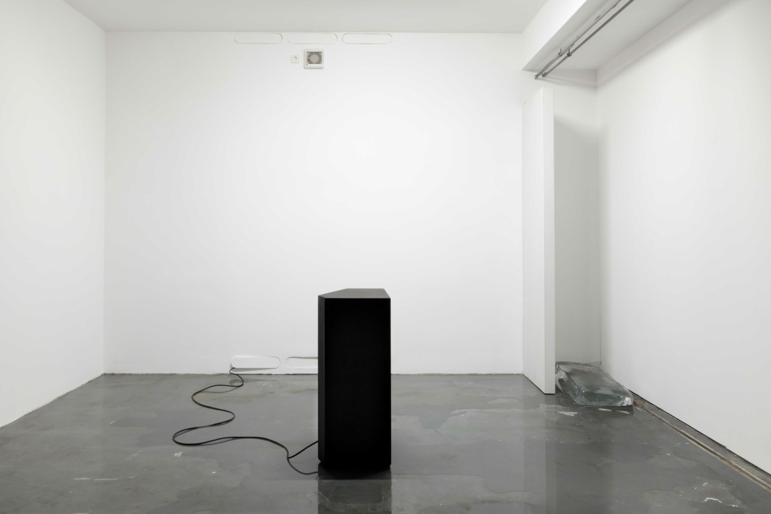 “Conversation”, 2013, synthetically produced water sounds, ice block, PA speaker, in collaboration with Tolia Astali