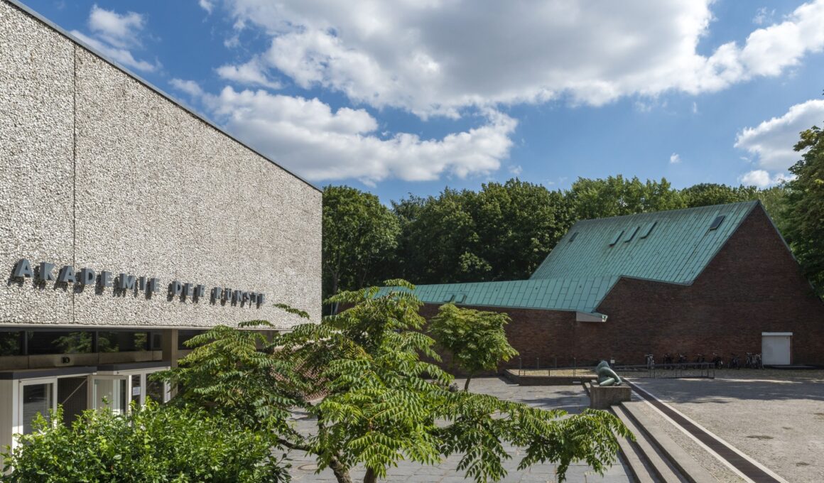 Picture: Akademie der Künste by Erik-Jan Ouwerkerk