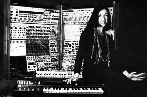Photo Credit: Vincent van Haaff | Yowza! Synthesista Suzanne Ciani on 3-2-1 Contact